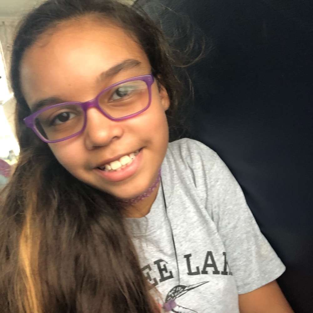 Meet your Posher, Julissa